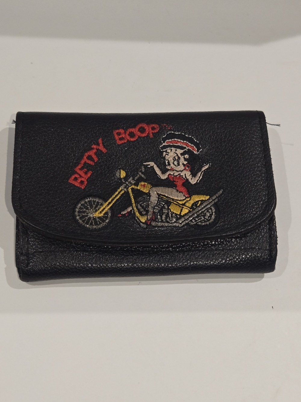 VINTAGE 1995 Betty Boop  Embroidered Snap Flap Black Leather Wallet ID Pocket